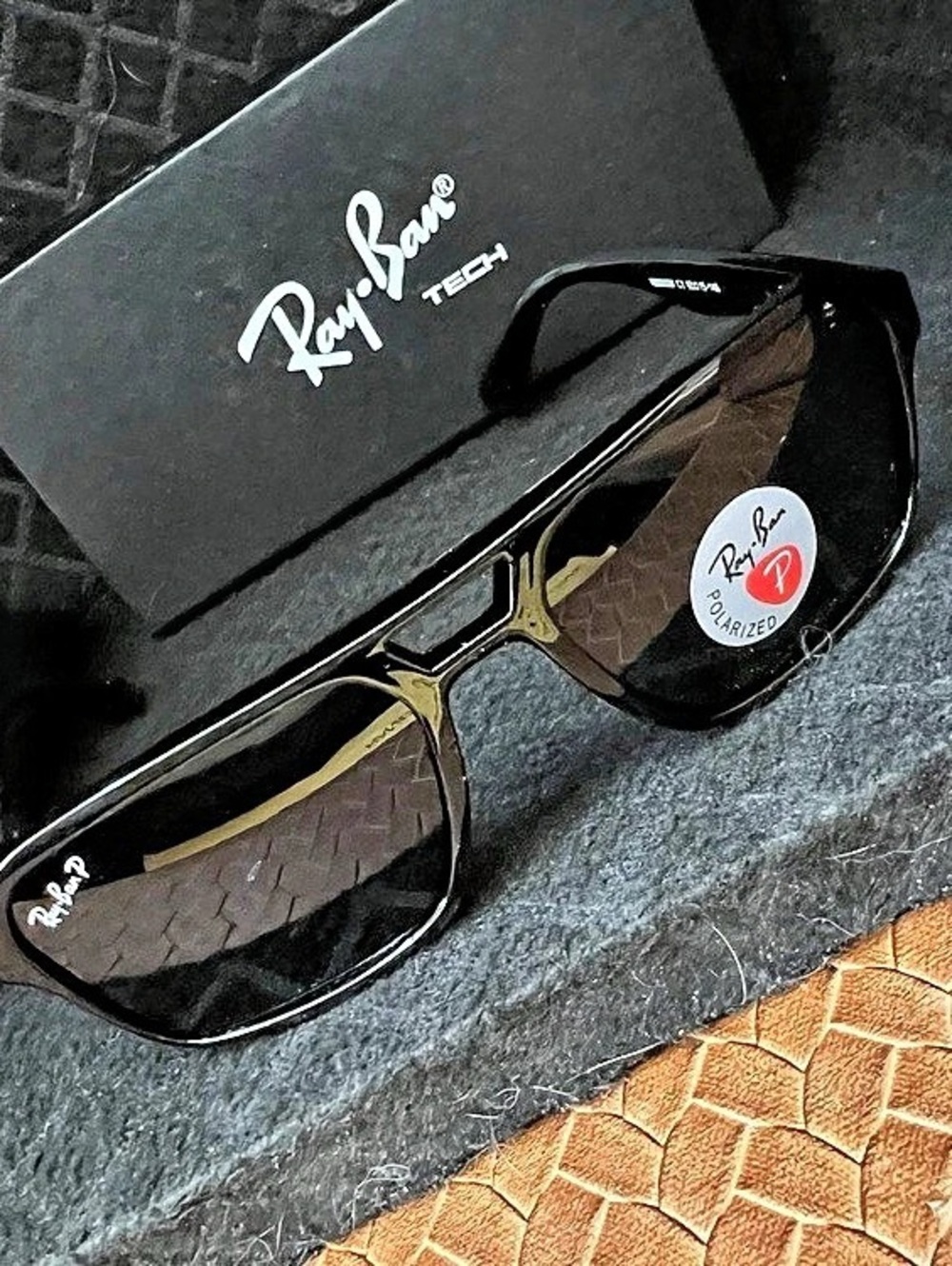 Ray-Ban Black Sunglasses